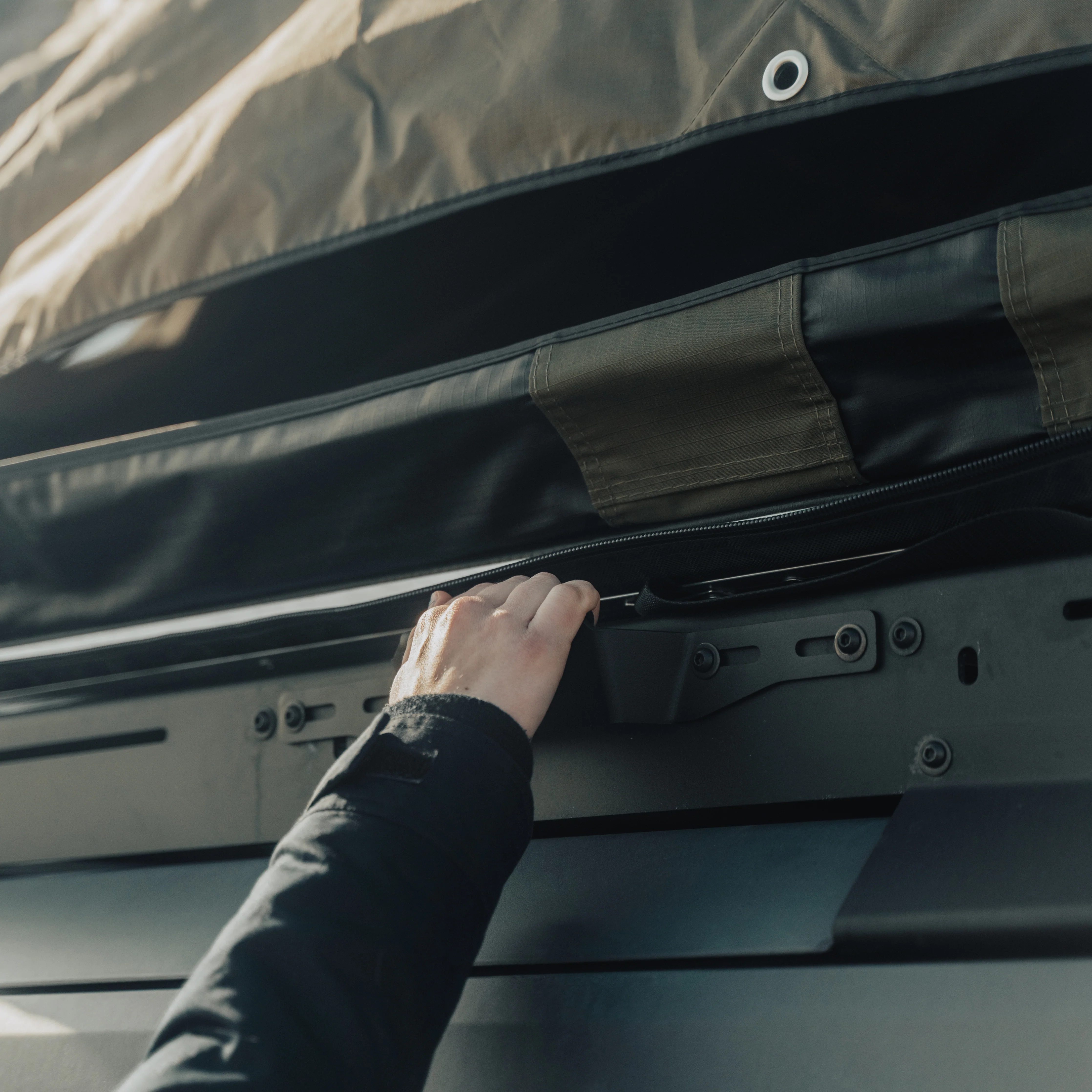 Modular Roof Rack Grab Handle - Image 3